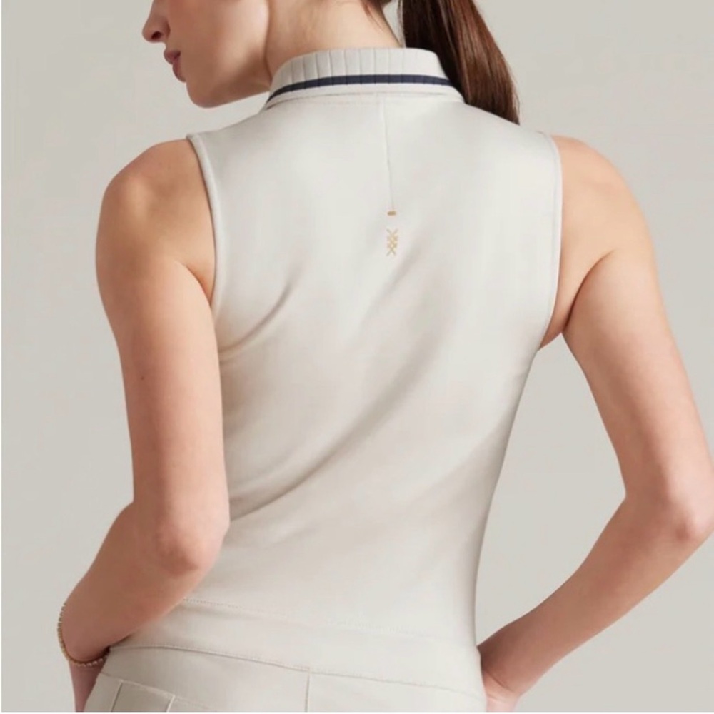Sleeveless Polo Golf Dress in Light Beige - Picture 4 of 9